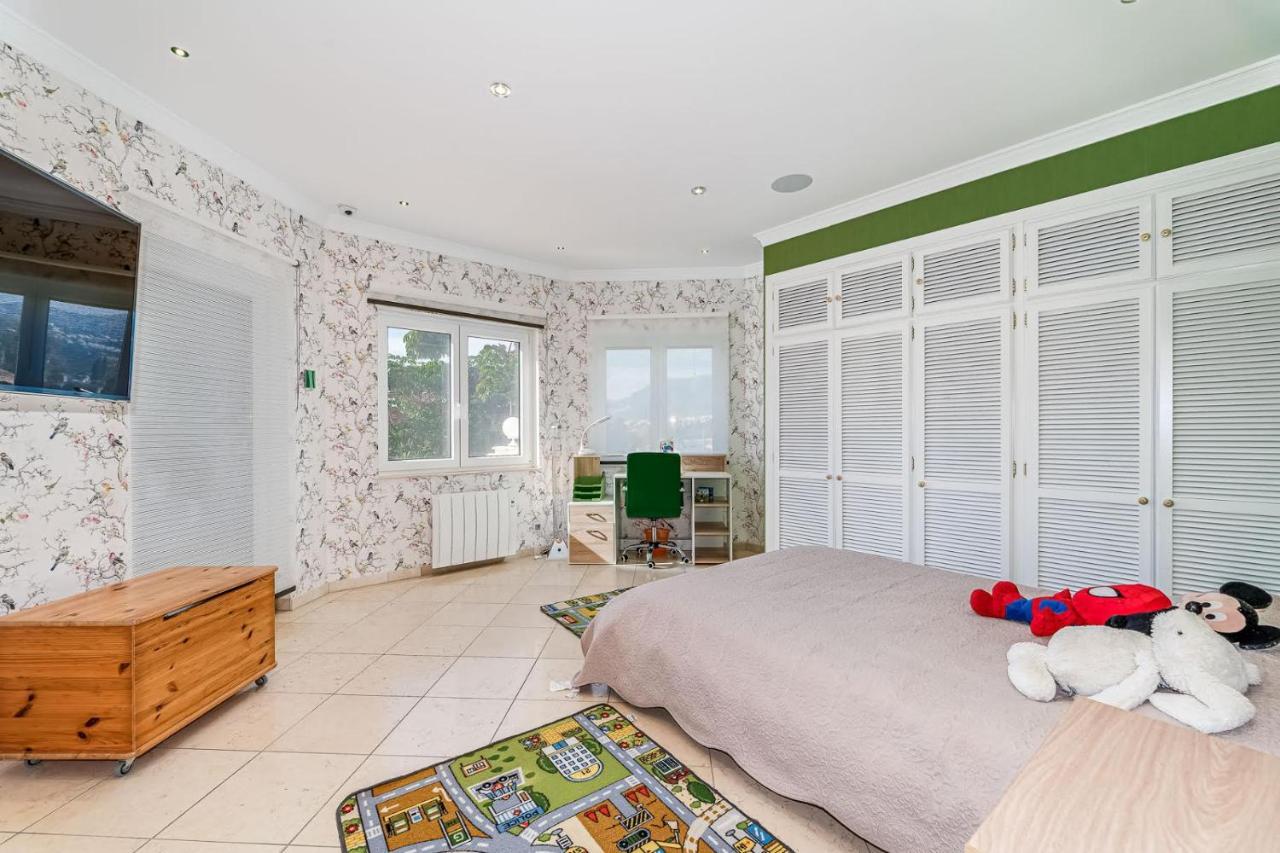 Villa Svim, Walking Distance To The Beach! Marbellac Extérieur photo