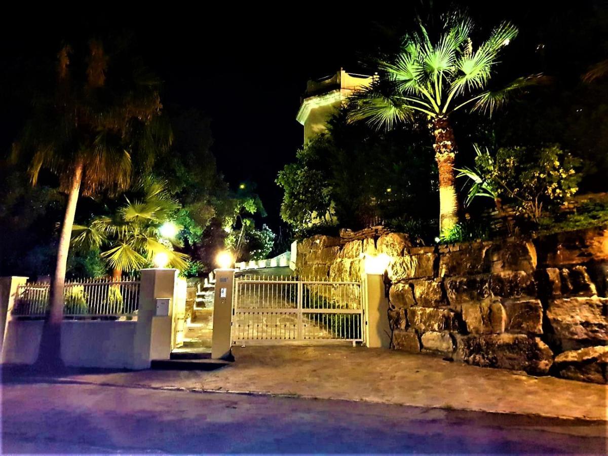 Villa Svim, Walking Distance To The Beach! Marbellac Extérieur photo