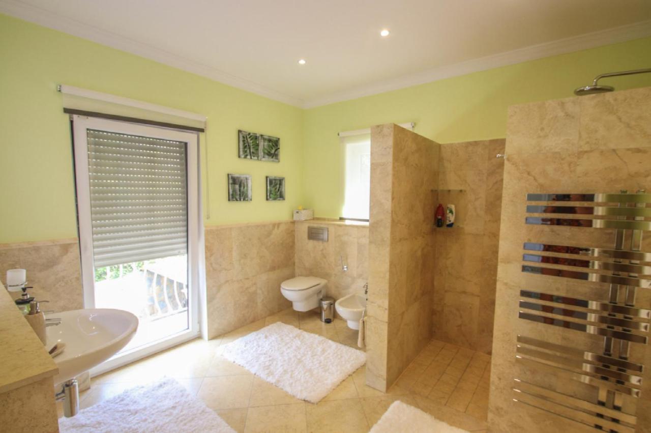 Villa Svim, Walking Distance To The Beach! Marbellac Extérieur photo